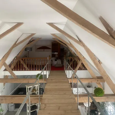 Atypique * Volckerinckhove